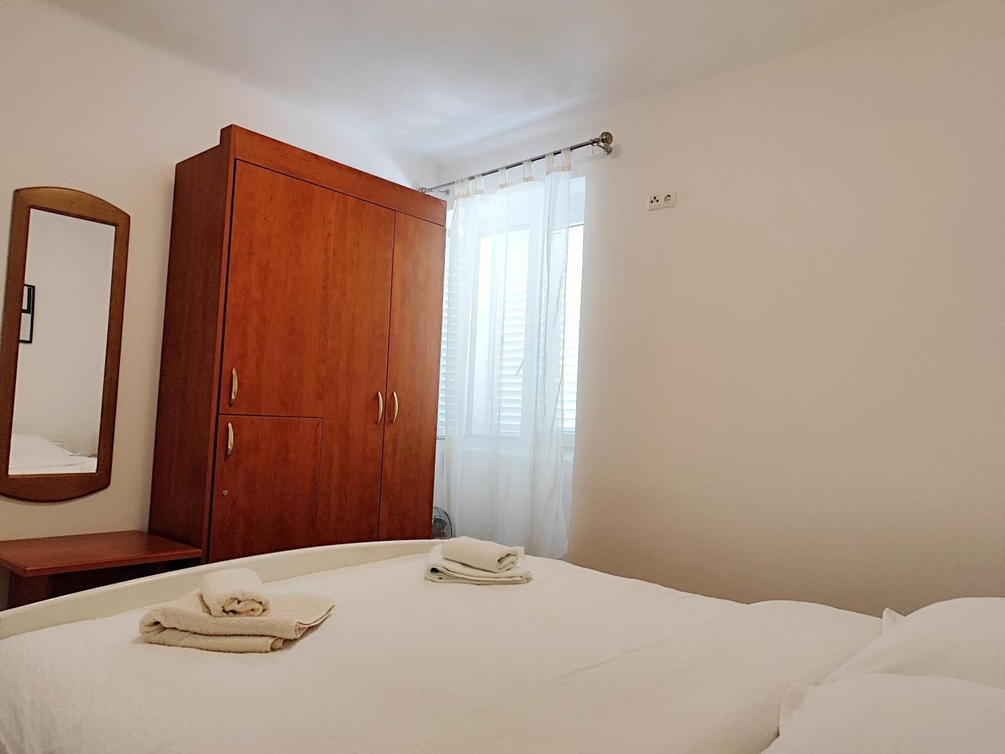 Apartman Daniel With Free Parking Mundanije Exteriér fotografie